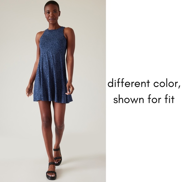 NEW Athleta Santorini Thera Printed Dress Medium - Picture 4 of 17